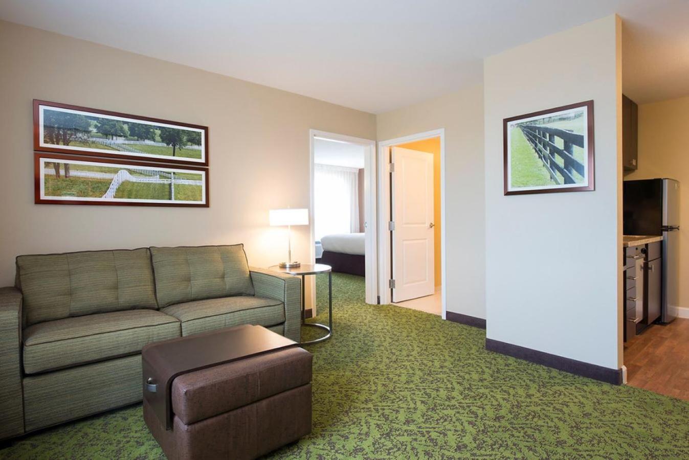 Corner Two-Bedroom Suite,1499021779:JPEG